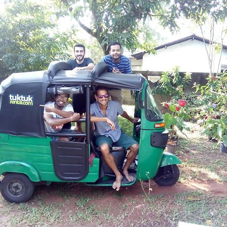Ceylon Hostel-Galle Unawatuna Luaran gambar