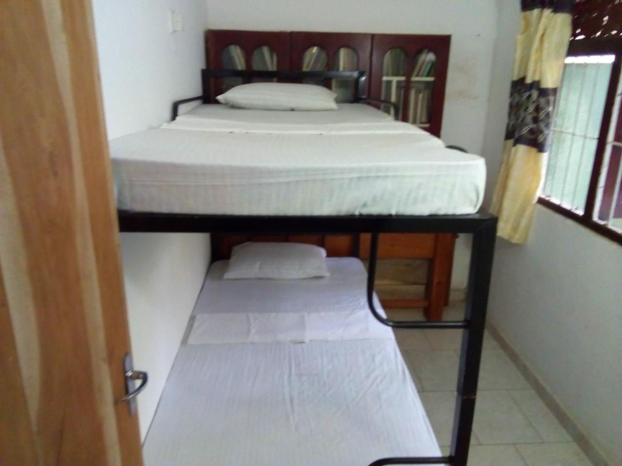 Ceylon Hostel-Galle Unawatuna Luaran gambar